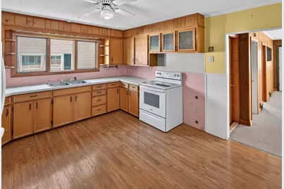 205 Bowdoin Street, Millinocket, ME 04462 - Photo 3