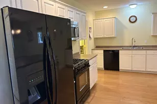 51 Macintosh Ln, Old Orchard Beach, ME 04064 - Photo 3