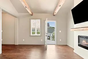 10 Clark St, Biddeford, ME 04005 - Photo 15