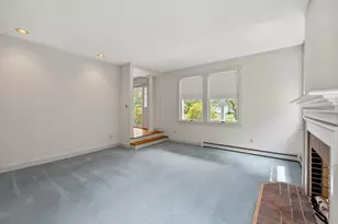 22 Kingsmark Ln, Portland, ME 04102 - Photo 9