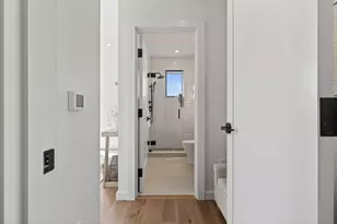 58 Cumberland Ave, Portland, ME 04101 - Photo 19
