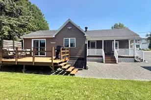 16 Church Ave, Wallagrass, ME 04781 - Photo 17