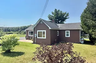 16 Church Ave, Wallagrass, ME 04781 - Photo 7