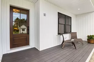 10 Magnolia Dr, Old Orchard Beach, ME 04064 - Photo 3