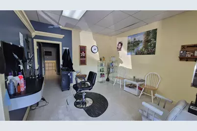 34 Benton Plaza #5, Benton, ME 04901 - Photo 7