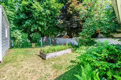 157 College Street, Lewiston, ME 04240 - Photo 11