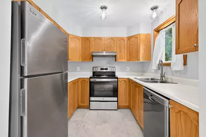 18 Ashley Lane #18, Portland, ME 04103 - Photo 7