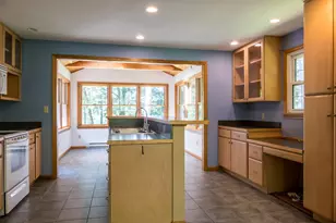 39 Spar Cove Rd, Freeport, ME 04032 - Photo 3