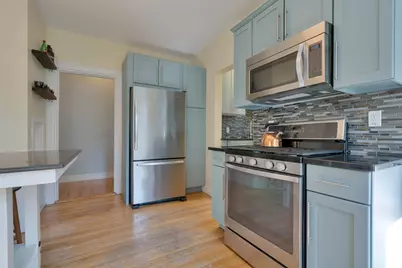 519 Cumberland Avenue #2, Portland, ME 04101 - Photo 9