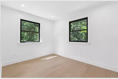 30 Mallett Drive, Topsham, ME 04086 - Photo 17