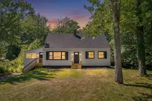 30 Mallett Dr, Topsham, ME 04086 - Photo 1