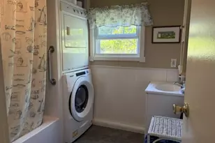 8 Sandalwood Cir, Kittery, ME 03904 - Photo 13