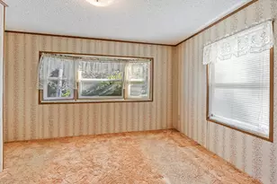 41 Milkweed Ln, Sidney, ME 04330 - Photo 15