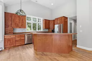 10 Windsor Post Rd, Freeport, ME 04032 - Photo 13
