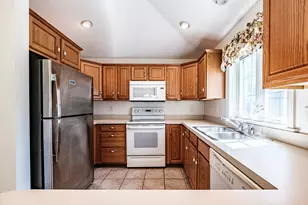 19 Mulberry Ln, Scarborough, ME 04074 - Photo 27