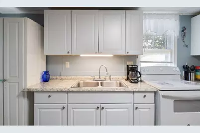 18 Atlantic Avenue, Old Orchard Beach, ME 04064 - Photo 11