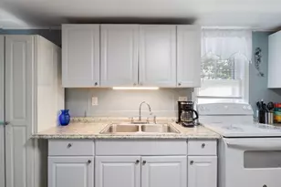 18 Atlantic Ave, Old Orchard Beach, ME 04064 - Photo 11