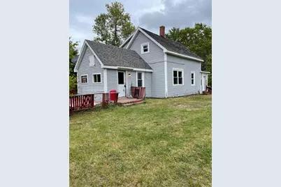 33 Pleasant Street, Calais, ME 04619 - Photo 3