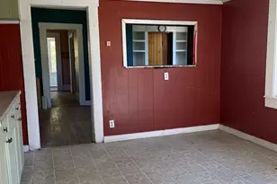 33 Pleasant St, Calais, ME 04619 - Photo 5