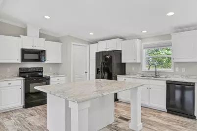15 Trent Drive, Lisbon, ME 04250 - Photo 3