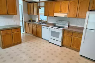 45 Church St, East Millinocket, ME 04430 - Photo 7