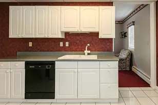514 Pine St, Rumford, ME 04276 - Photo 5