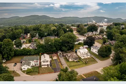 514 Pine Street, Rumford, ME 04276 - Photo 29