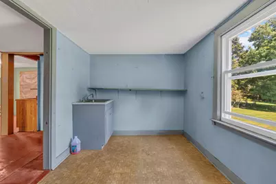 19 Spring Street, Yarmouth, ME 04096 - Photo 17