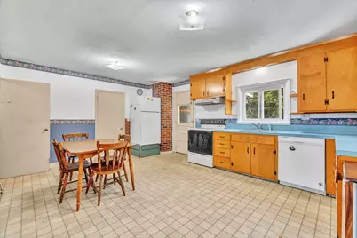 19 Spring Street, Yarmouth, ME 04096 - Photo 25
