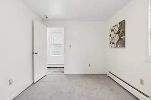 14 Devon St, Portland, ME 04102 - Photo 9