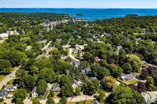 8 Park St, Camden, ME 04843 - Photo 3