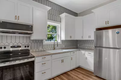 139 Main Street, Rockland, ME 04841 - Photo 5