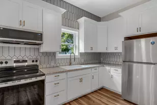 139 Main St, Rockland, ME 04841 - Photo 5