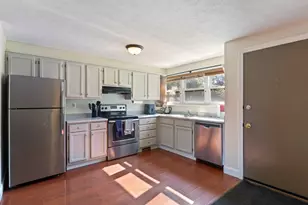 20 Juniper Ln, Westbrook, ME 04092 - Photo 5