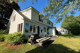 31 Chandler St, Skowhegan, ME 04976 - Photo 5
