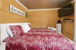 301 Gamage Ave, Auburn, ME 04210 - Photo 17