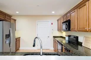 100 Shepard's Cove Rd, Kittery, ME 03904 - Photo 11