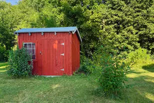46 Fourth St, Rockland, ME 04841 - Photo 3