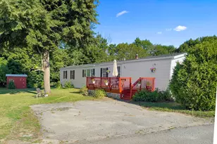 46 Fourth St, Rockland, ME 04841 - Photo 1