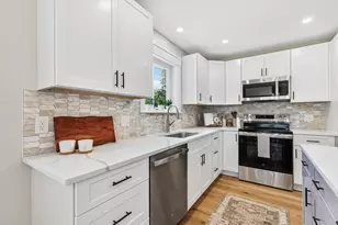 109 Deer Hill Cir, Westbrook, ME 04092 - Photo 9