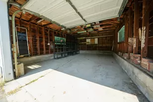81 Pine St, Old Town, ME 04468 - Photo 9