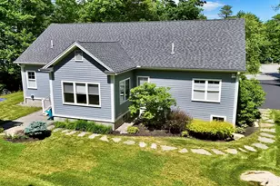 22 Squier Ln, Kennebunkport, ME 04046 - Photo 1
