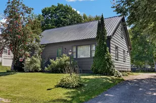 7 New York St, Millinocket, ME 04462 - Photo 1