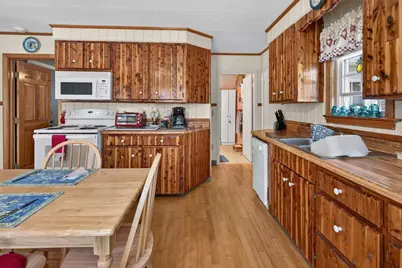 61 Waldo Street, Millinocket, ME 04462 - Photo 9