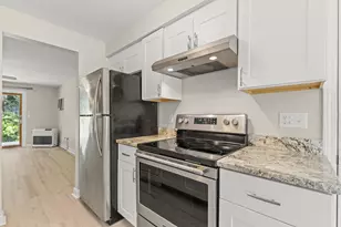19 Stratton Rd, Scarborough, ME 04074 - Photo 5