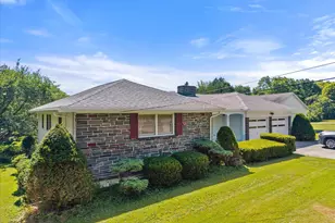 240 W Main St, Searsport, ME 04974 - Photo 5