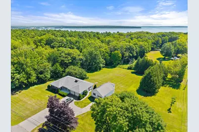 240 W Main Street, Searsport, ME 04974 - Photo 47