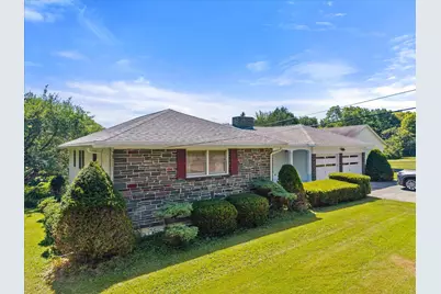 240 W Main Street, Searsport, ME 04974 - Photo 3
