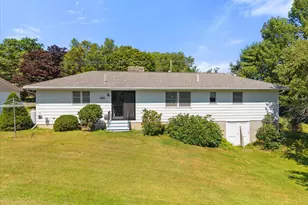 240 W Main St, Searsport, ME 04974 - Photo 7