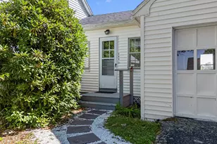 944 Dutch Neck Rd, Waldoboro, ME 04572 - Photo 13